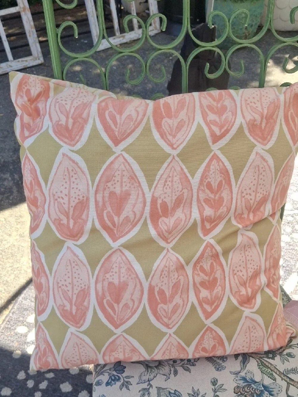 Pink and Green Floral Motif Throw Pillow Set